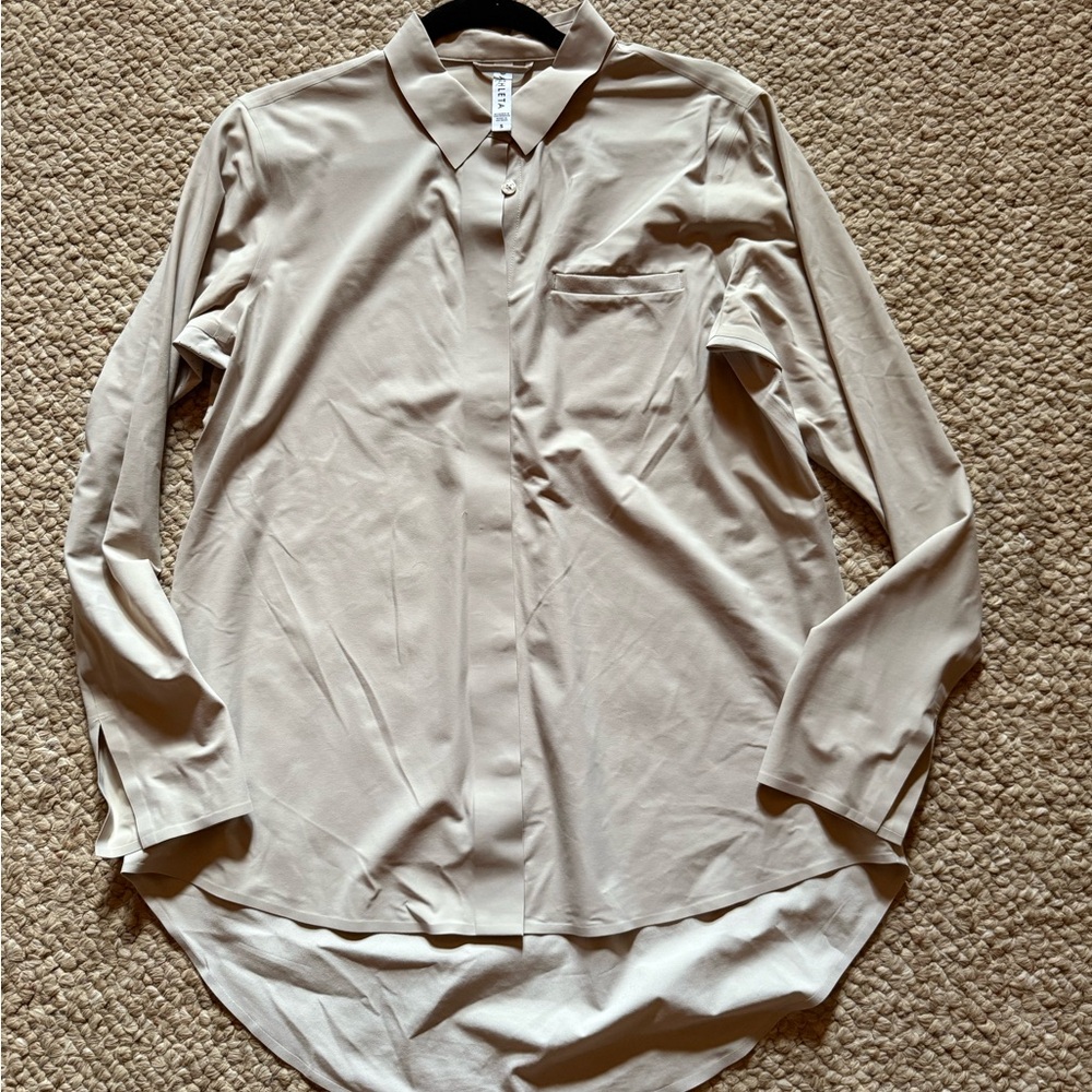 Athleta Cream Long Sleeve Top
